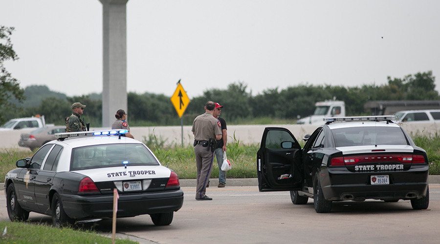 Texas lawmakers want schools to teach kids how to behave during traffic stops