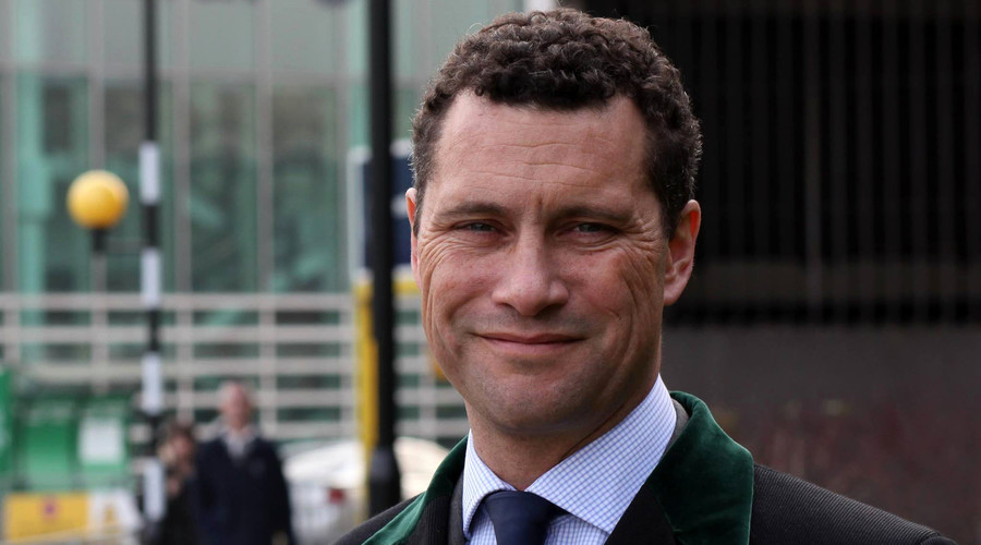 UKIP's Steven Woolfe hospitalized after being punched at Euro Parliament meeting