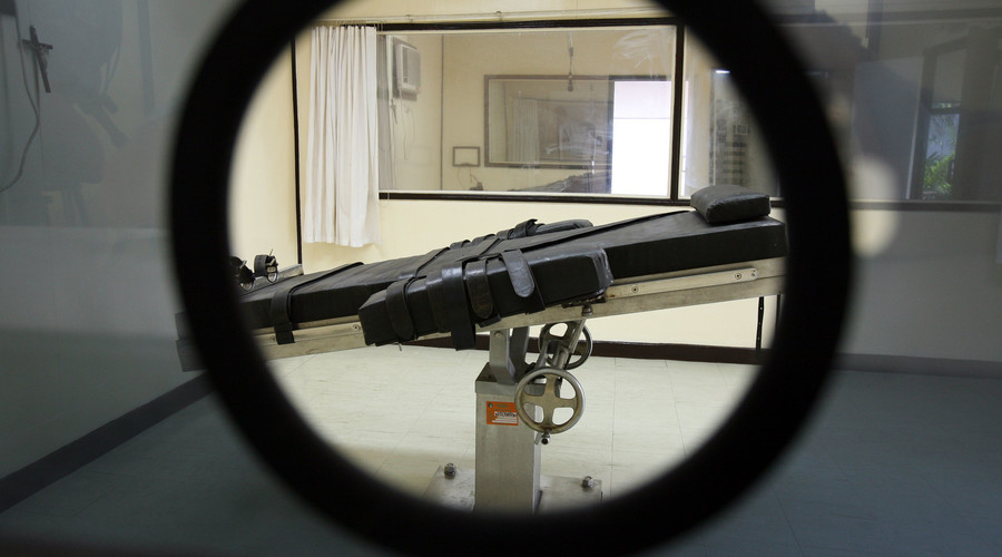 New Mexico to bring back death penalty for killers of children, cops