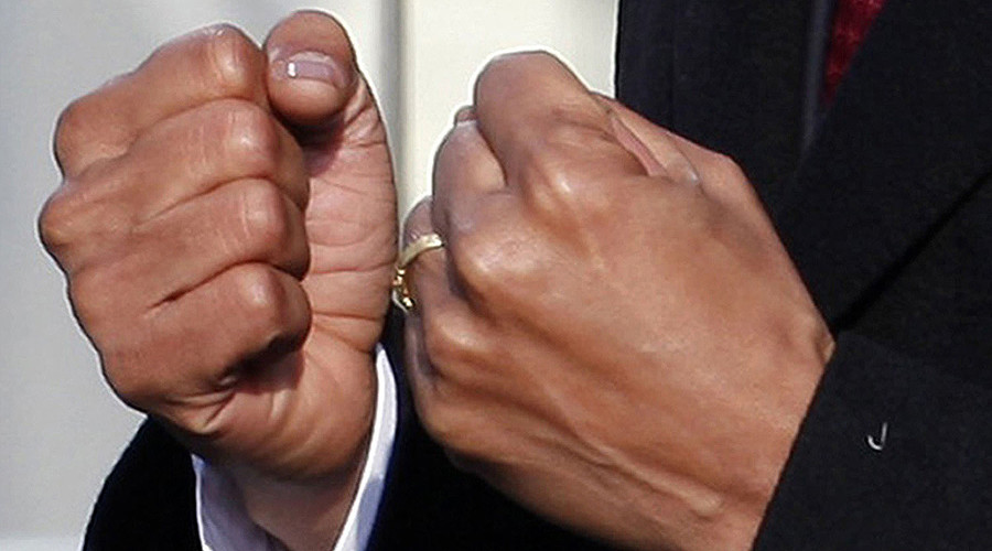 Save the West! Russophobic hysteria hits new heights