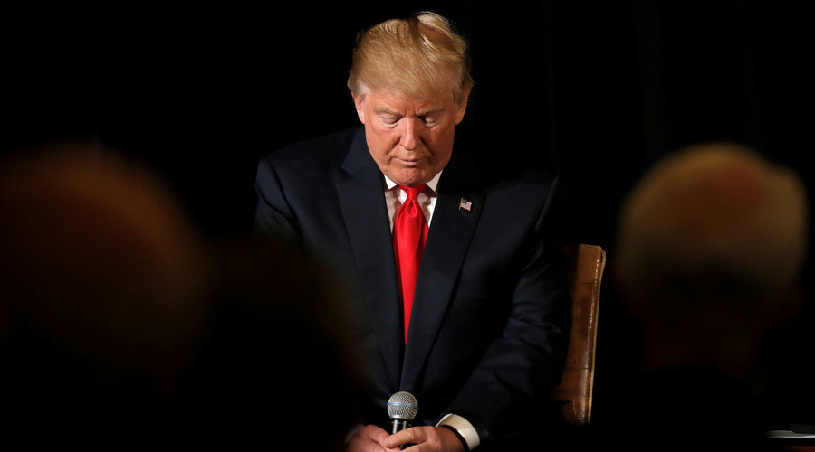 Top GOPers urge Trump to quit race amid tape scandal