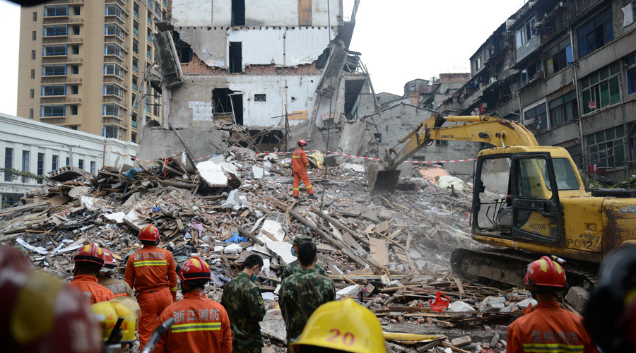 8 dead, dozens under rubble after 4 apartment buildings crumble in China (PHOTOS)