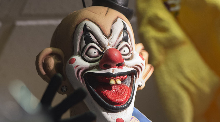 Police threaten ‘creepy clowns’ with jail as craze turns nasty & terrifies Britain