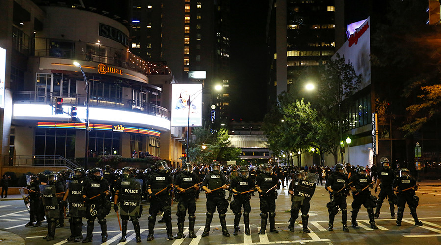 Police in California, Texas fail to report 660 officer-involved deaths