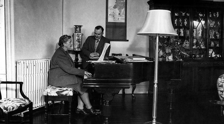 English people ‘mad, ridiculous, cunning’ says newly-republished 1944 book for US servicemen