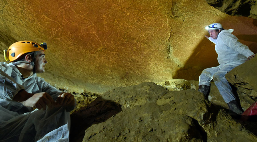 ‘Treasure of humanity’: 14,000yo cave paintings found under Spanish town (VIDEO)
