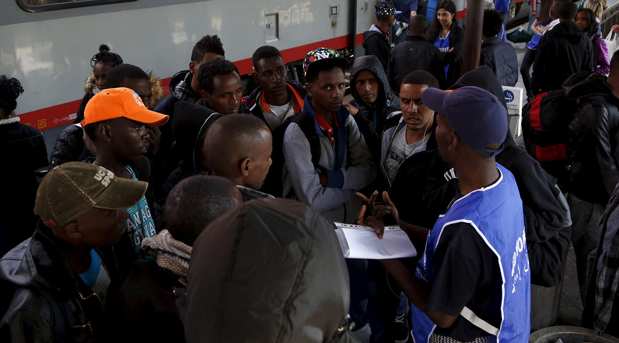 Up to 90% of rejected asylum seekers cannot be deported from Austria – Defense minister