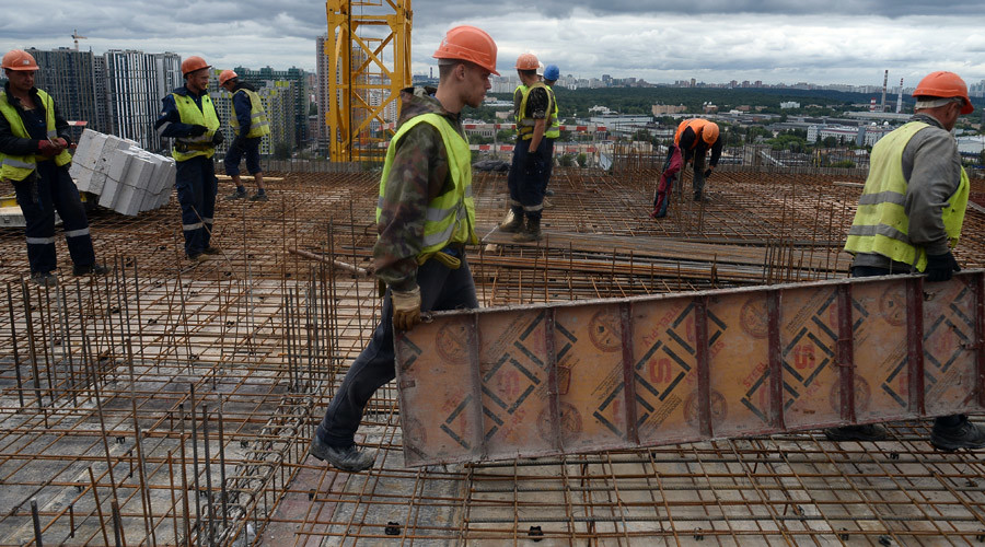 Poland's booming economy relies on workers from Ukraine & Belarus