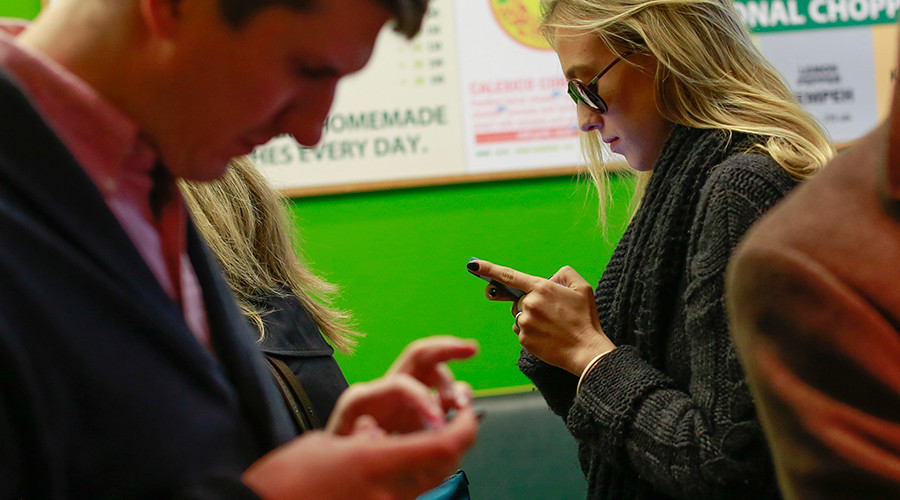 US investigating massive attack on internet as 3rd DDoS wave stops