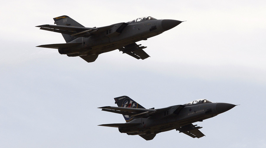 UK combat jets buzz Russian carrier in English Channel to ‘take photos’ – media