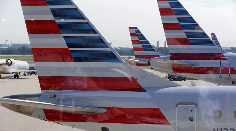 Passengers gain ‘unauthorised access’ to American Airlines plane in Philadelphia