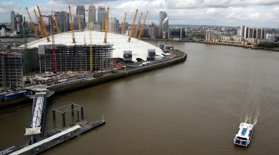 Poker-fixated teen ‘enamored with ISIS’ held over London ‘bomb plot’