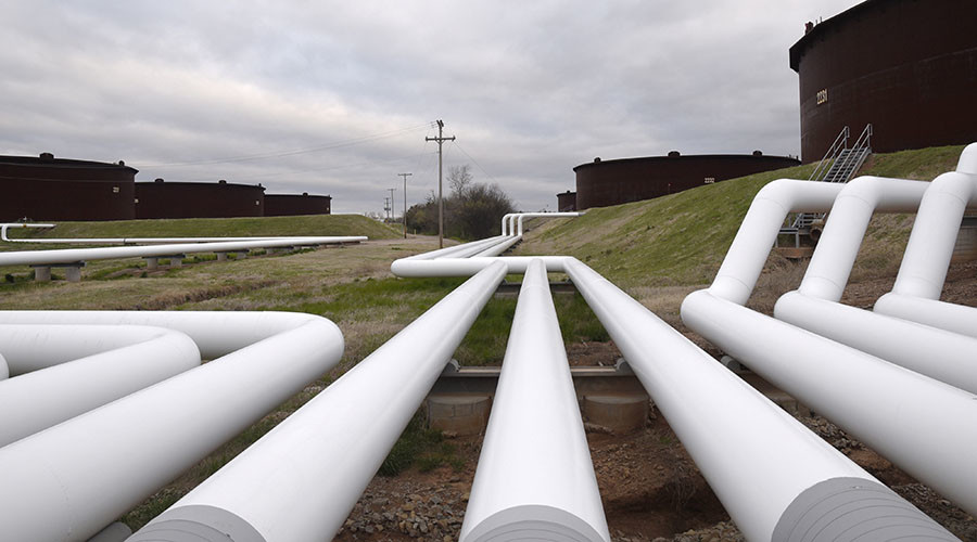 Oklahoma, Pennsylvania pipelines spill oil and gasoline over week-end