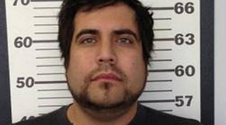 Creepy conman sets up fake porn auditions, tricks women into sex