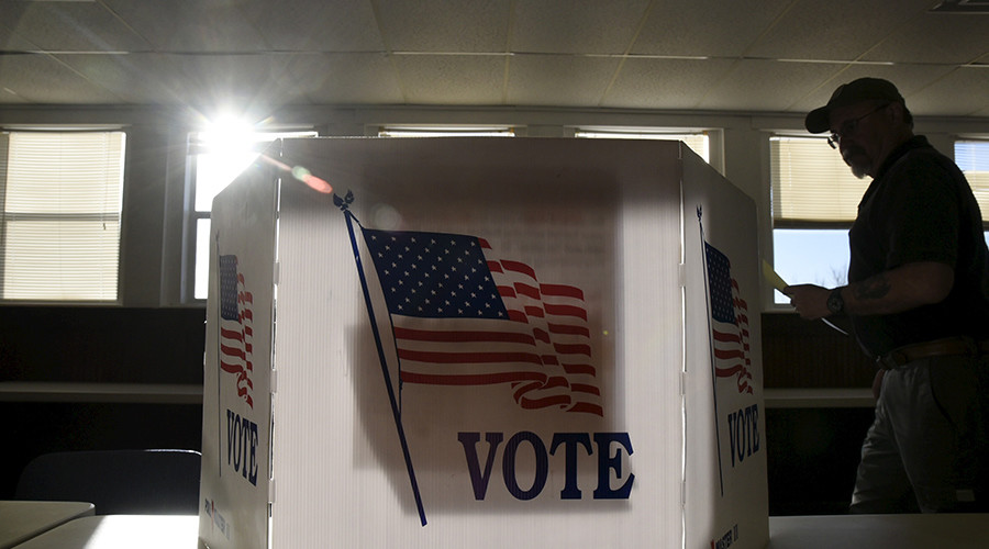 New Yorkers fight to overturn ballot selfie ban