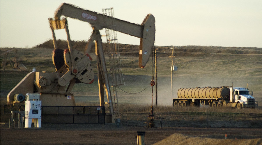 Saudi Arabia & Gulf allies ready to slash oil output 4% - report