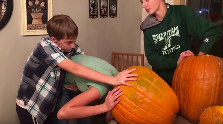 Pumpkin head: Hilarious Halloween VIDEOS teach a lesson for all