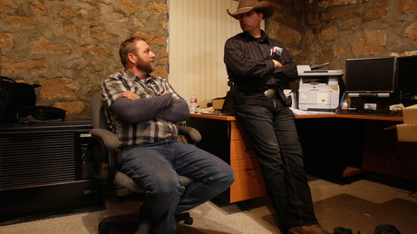 Ammon Bundy (L), and his brother Ryan Bundy are shown in an office at the Malheur National Wildlife Refuge near Burns, Oregon, U.S. January 6, 2016. © Jim Urquhart