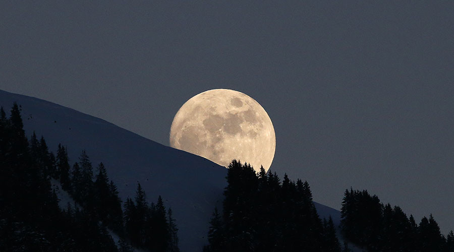 Back to the Moon: NASA seeks small payloads for lunar mission