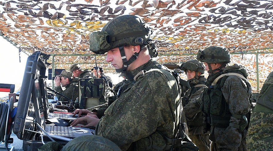 Duma committee passes bill on short-term military contracts