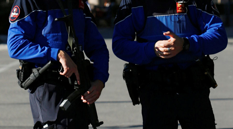 Swiss police raid ‘ISIS-linked’ mosque, arrest imam & alleged radicals