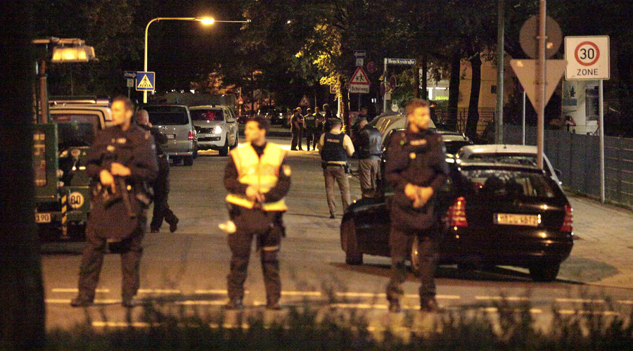 Far-right ‘hunt’ for refugees in German town, police accused of cover-up & inaction
