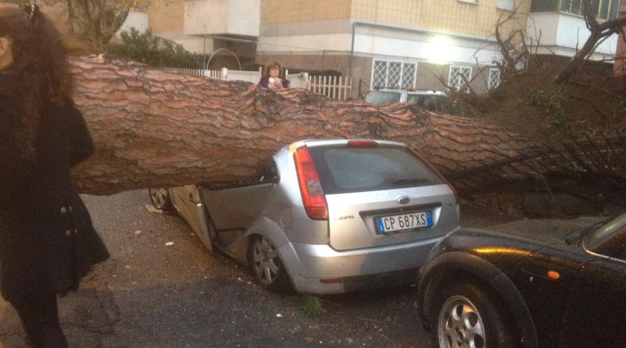 Italy struck with tornado and powerful storm (VIDEO, PHOTOS)