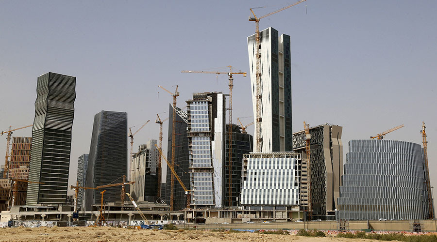 Feeling the oil crunch: Saudi Arabia cancels $266bn in projects