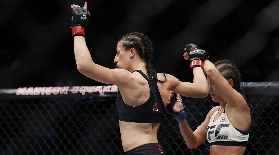 Jedrzejczyk retains UFC strawweight title in 'Polish clash' against Kowalkiewicz