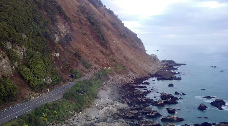 A handout photo taken and received on November 14, 2016, show earthquake damage to State Highway One near Ohau Point on the South Island's east coast. © Ohau Point