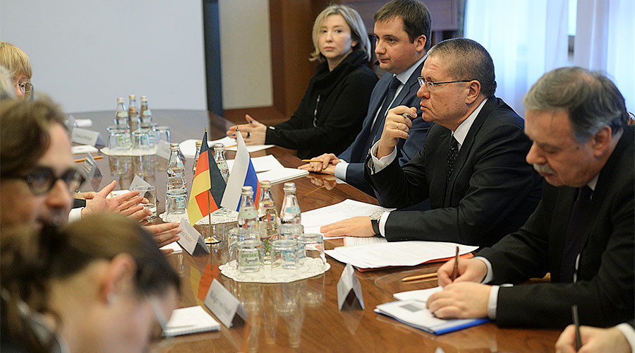 ‘Not politics, corruption’: Russian officials comment on economy minister’s detention