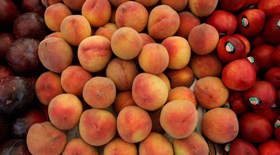 11yo suspended from school for cutting peach with child’s butter knife