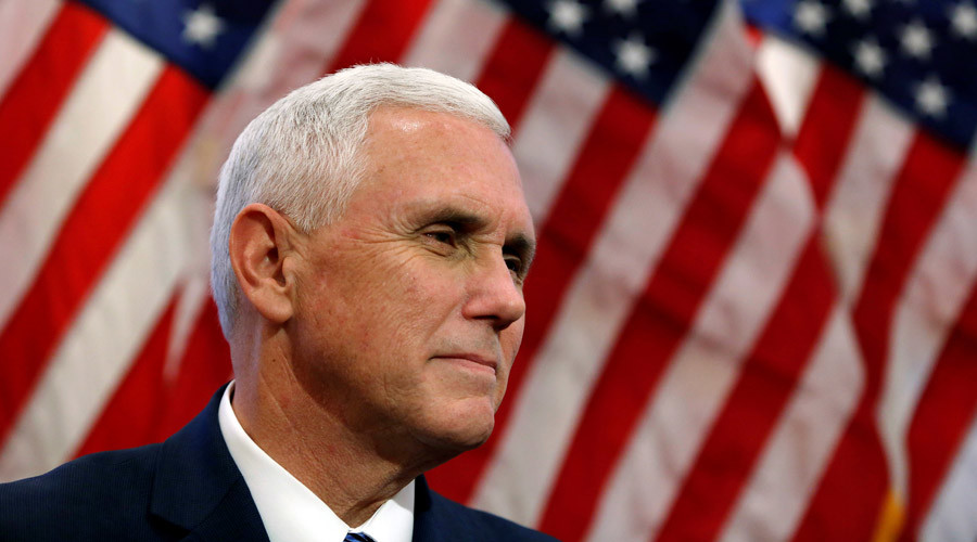 Pence supporters call to #BoycottHamilton as Trump brands Broadway show 'terrible'