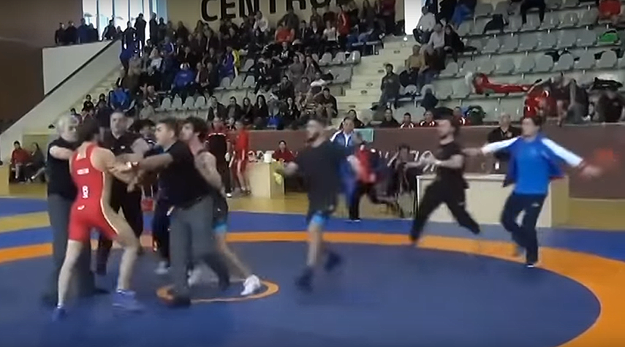 Russia-Georgia wrestling match turns into mass brawl (VIDEO)