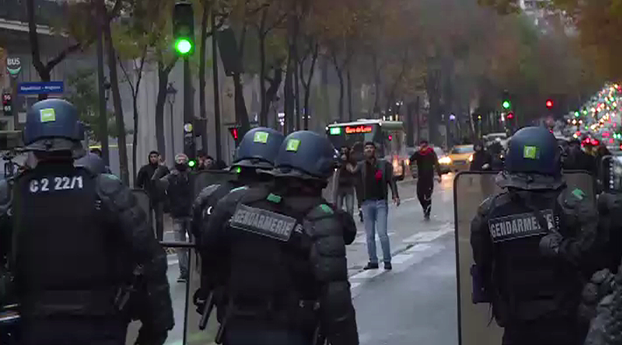15 arrested after Kurds clash with pro-Erdogan demonstrators in Paris – media