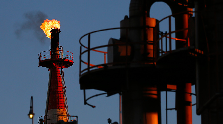 Crude climbs toward $50 in anticipation of OPEC-led production cut
