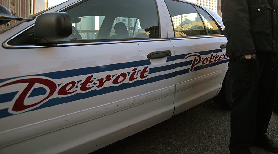 Detroit police officer in critical condition after being shot in head
