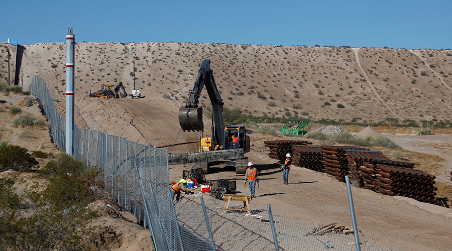 Mexican cement company offers to build Trump his wall — RT ...