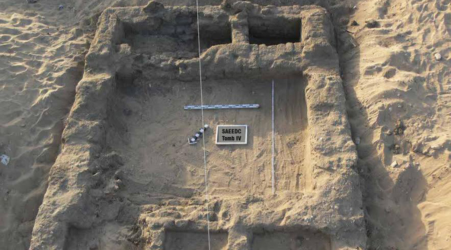 Archaeologists discover ancient Egyptian city close to Pharaoh’s tomb