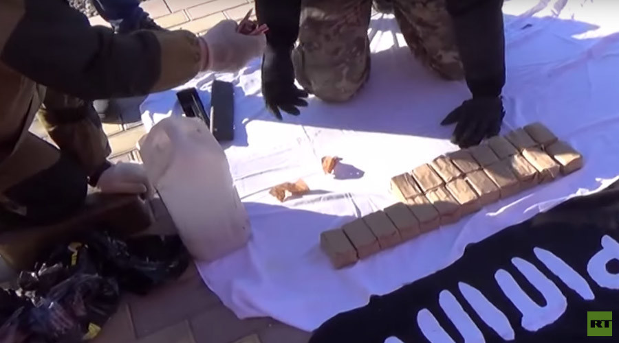 Explosives, cache of weapons & ISIS flag found during anti-terrorist op in Russia (VIDEO)