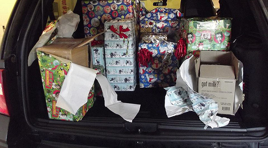 Christmas cancelled? Ohio troopers find 71 lbs of marijuana in festive wrap