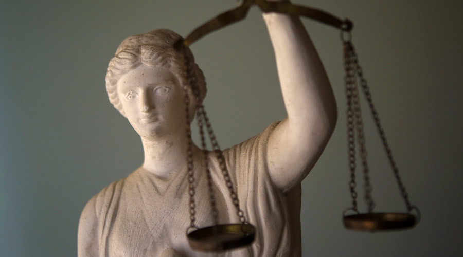 Proposed ban on sex with clients splits California lawyers