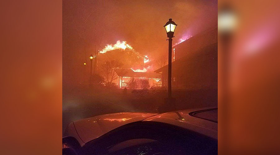 Shocking footage of Tennessee blaze shows scale of damage (VIDEOS, PHOTOS)