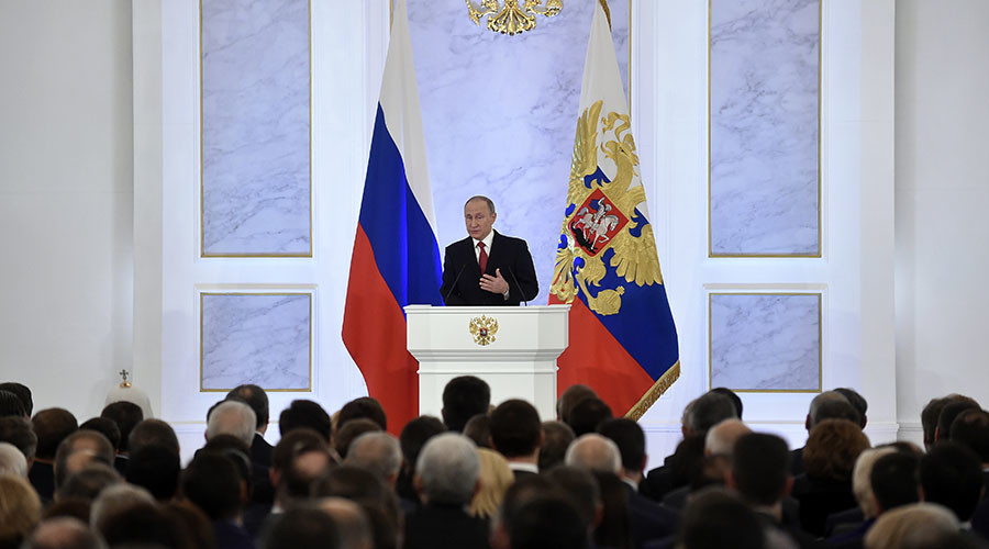 With Trump on the way, Putin plays 'wait and see' on Russia-US relations
