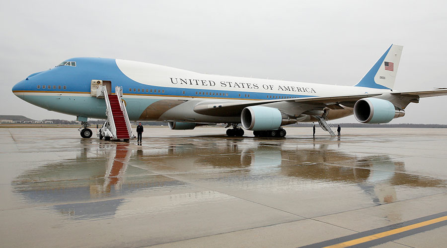 Air Force One. © Kevin Lamarque