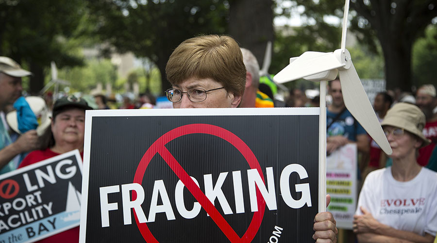 Oklahoma residents sue energy companies over fracking quakes