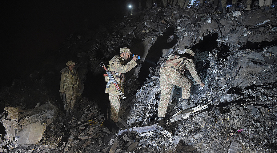 PIA flight #PK661 crashes, 'bodies burned beyond recognition' (VIDEOS, PHOTOS)