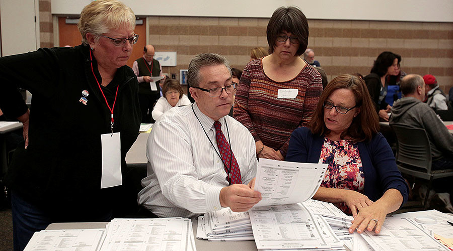 Election recount halted in Michigan, Stein plans appeal