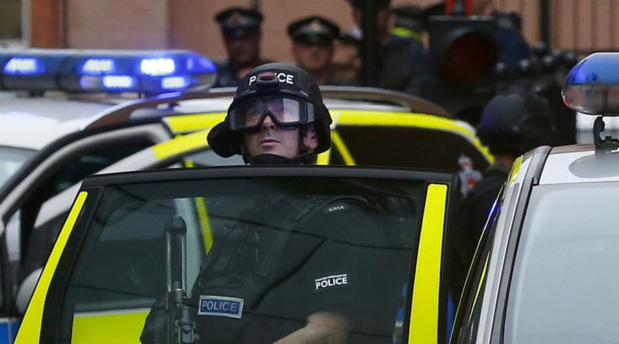 Terrorist plan to bomb British Christmas shoppers foiled – six arrested