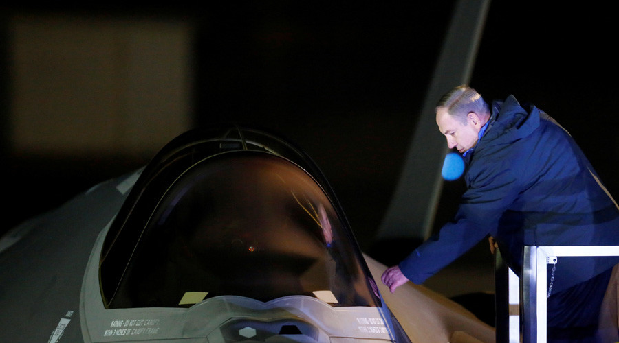 Netanyahu shows off troublesome F-35 as Israel receives first batch